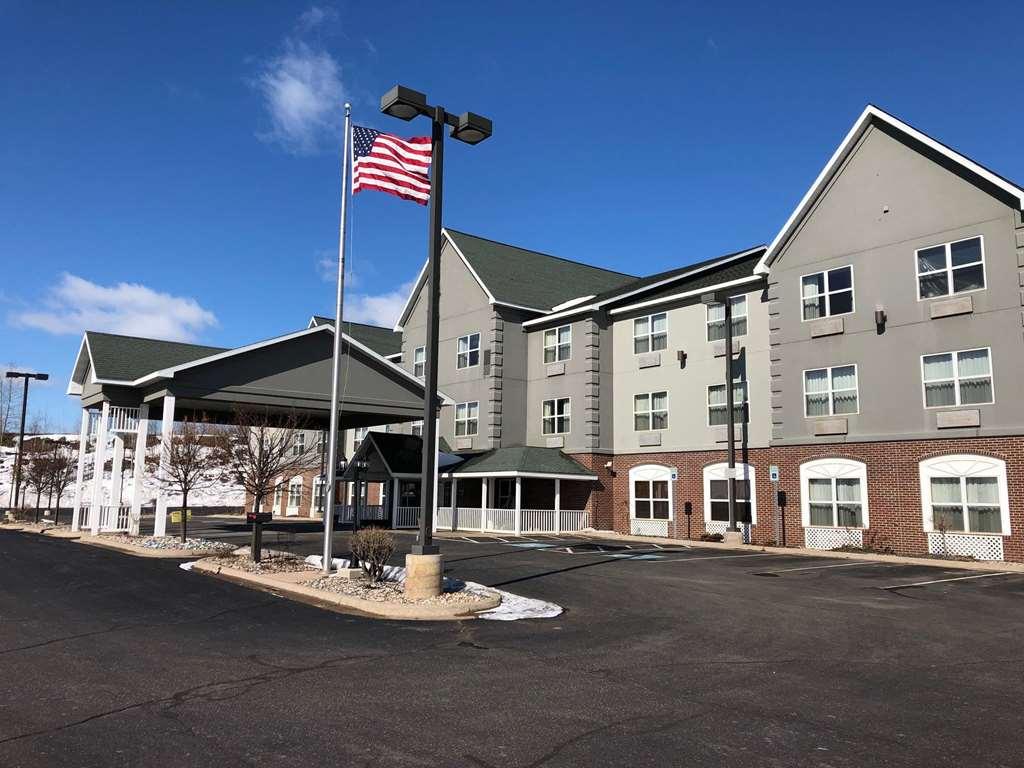 Americinn By Wyndham Iron Mountain Buitenkant foto