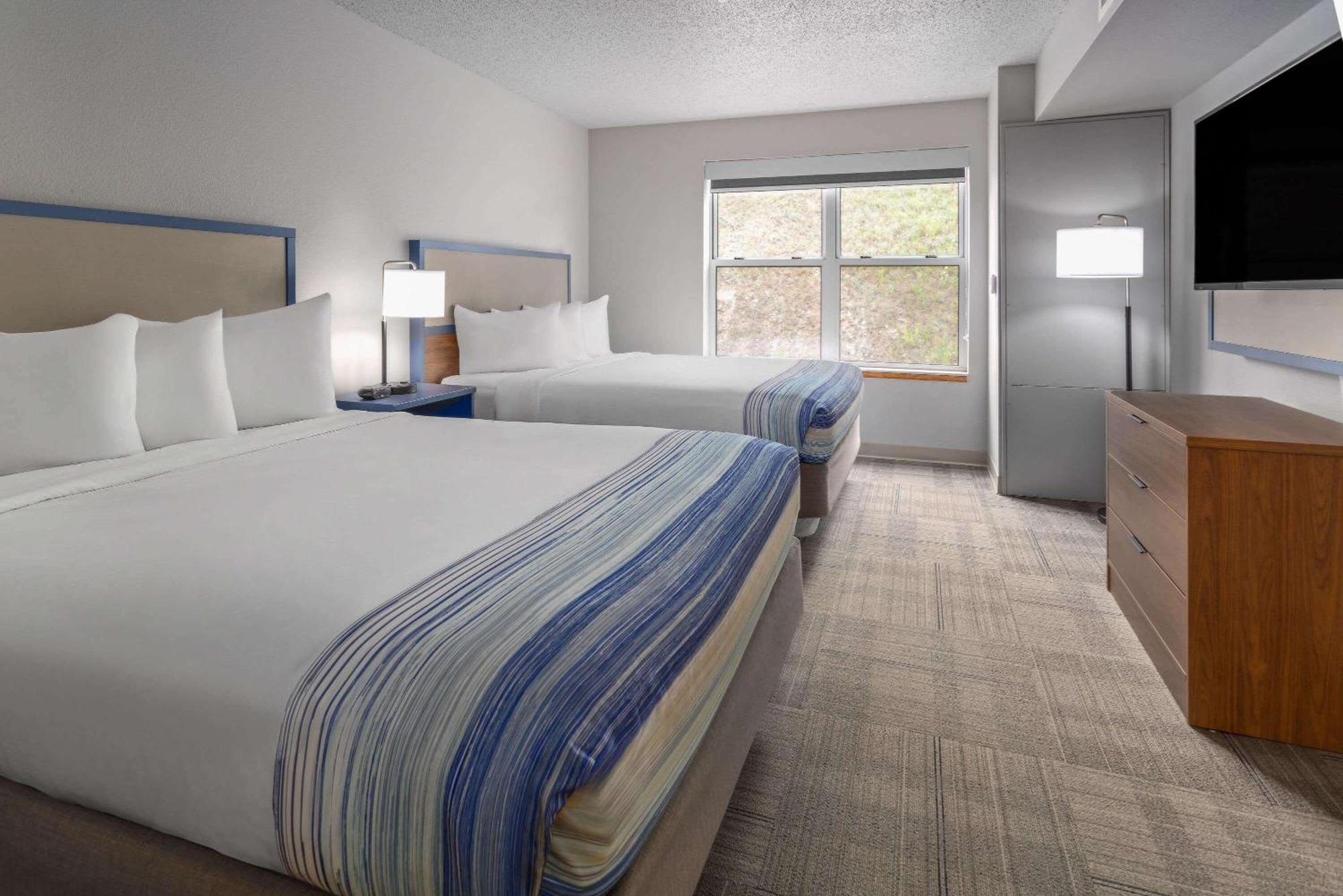 Americinn By Wyndham Iron Mountain Buitenkant foto
