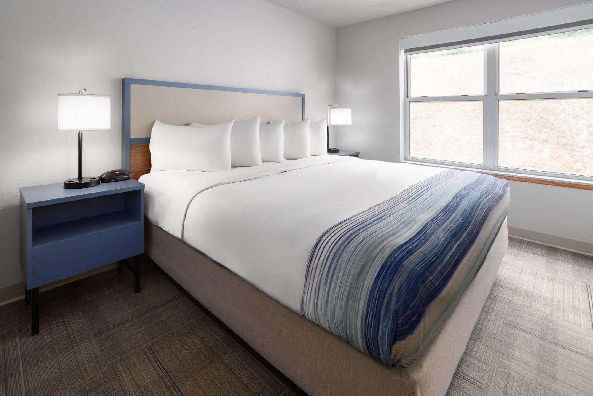 Americinn By Wyndham Iron Mountain Buitenkant foto