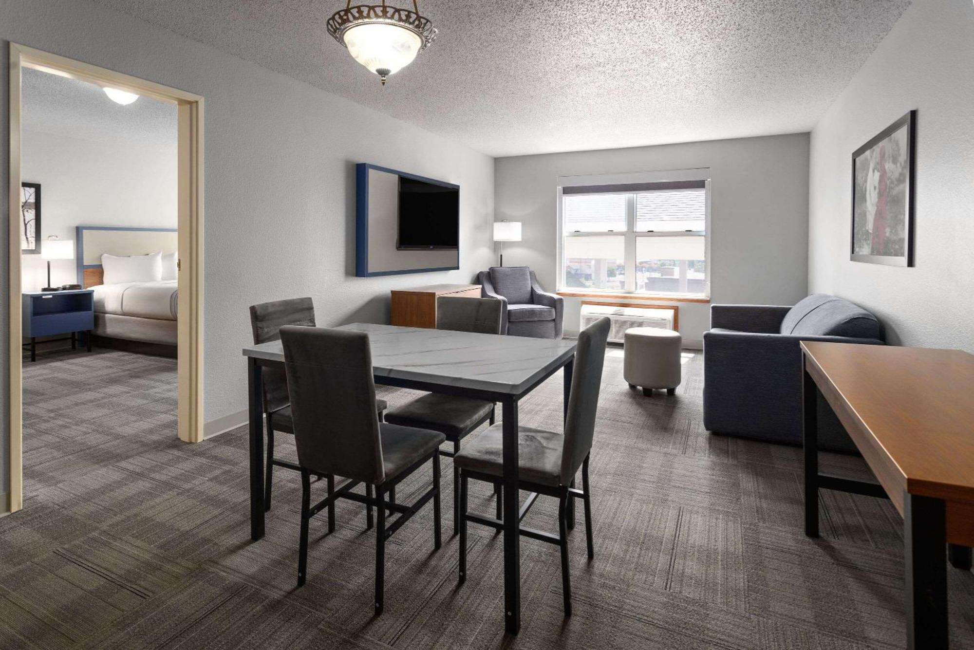 Americinn By Wyndham Iron Mountain Buitenkant foto
