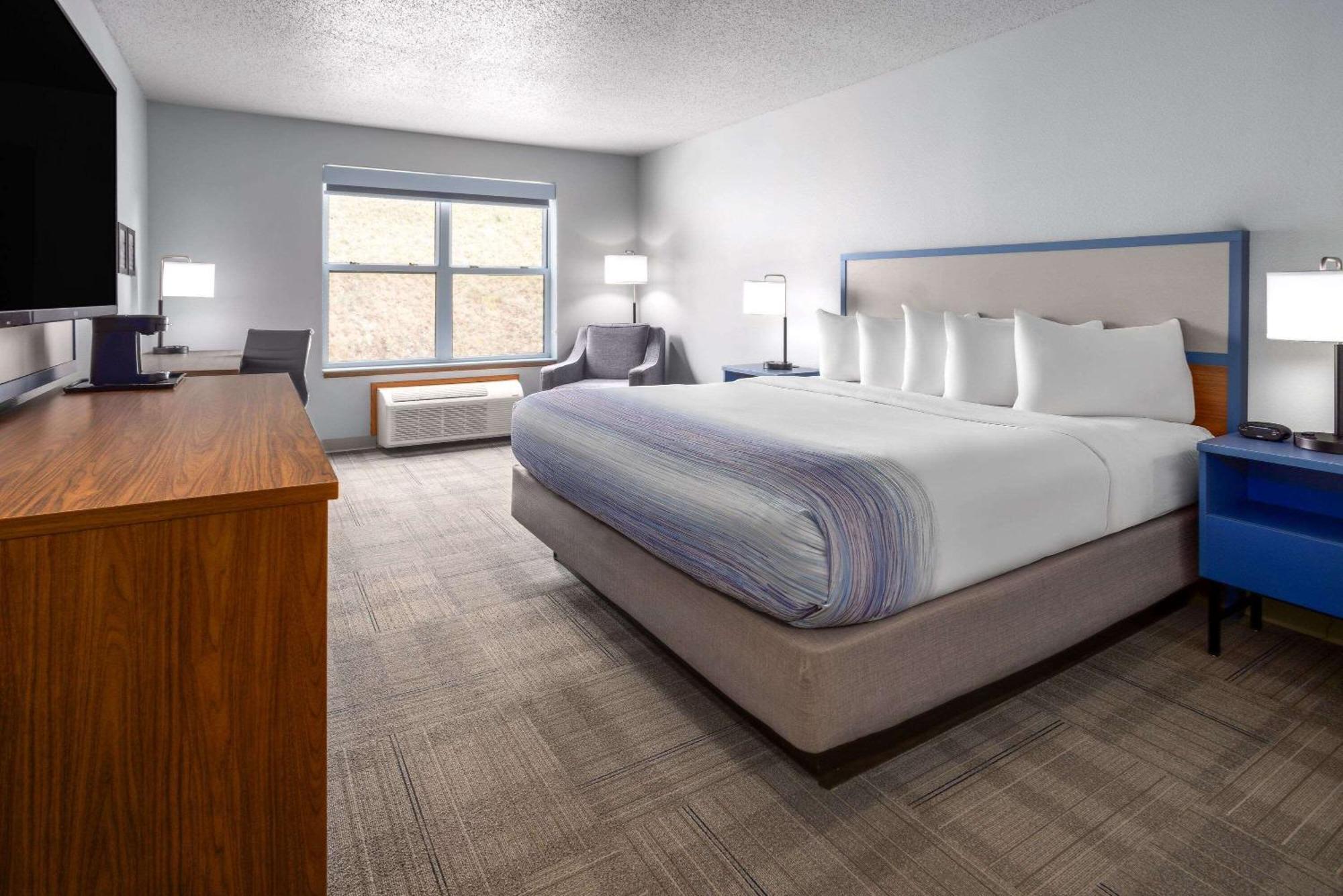 Americinn By Wyndham Iron Mountain Buitenkant foto